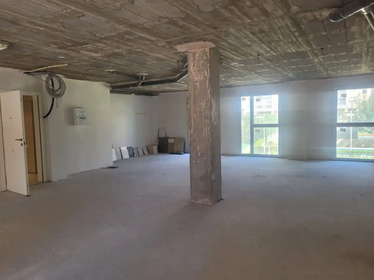 Office space for sale in Cronista Doñate 1, imagen 2
