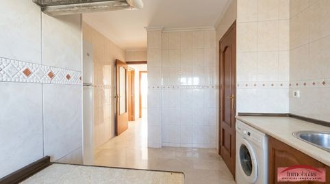 Foto 2 de Piso en venta en Calle Hebrón, San Pablo, Sevilla Capital
