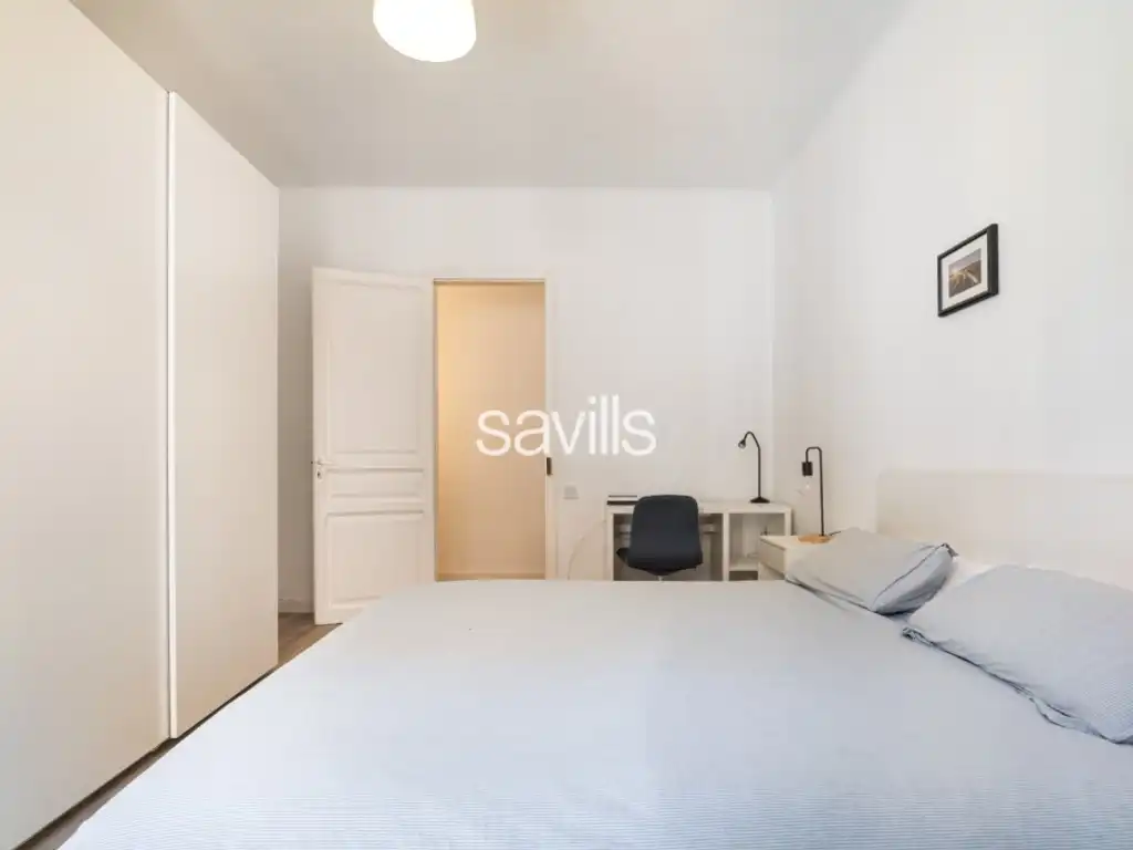 Schlafzimmer von Wohnungen zum Verkauf in Barcelona mit Möbliert und Balkon