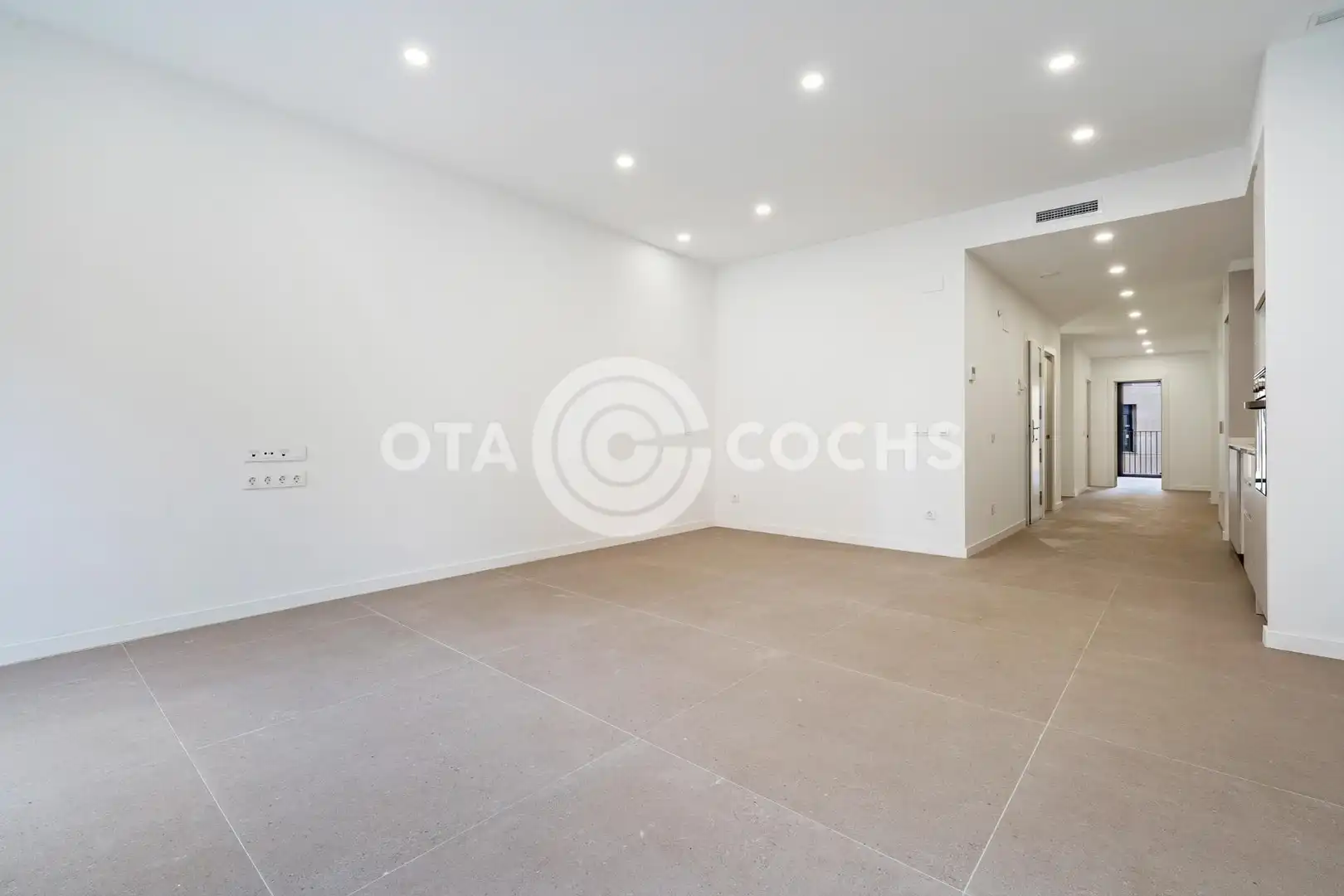 Appartamento con terrazza in vendita a Carrer de Llovera, imagen 9