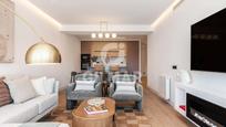 Living room of Flat for sale in  Madrid Capital  with Air Conditioner, Heating and Storage room
