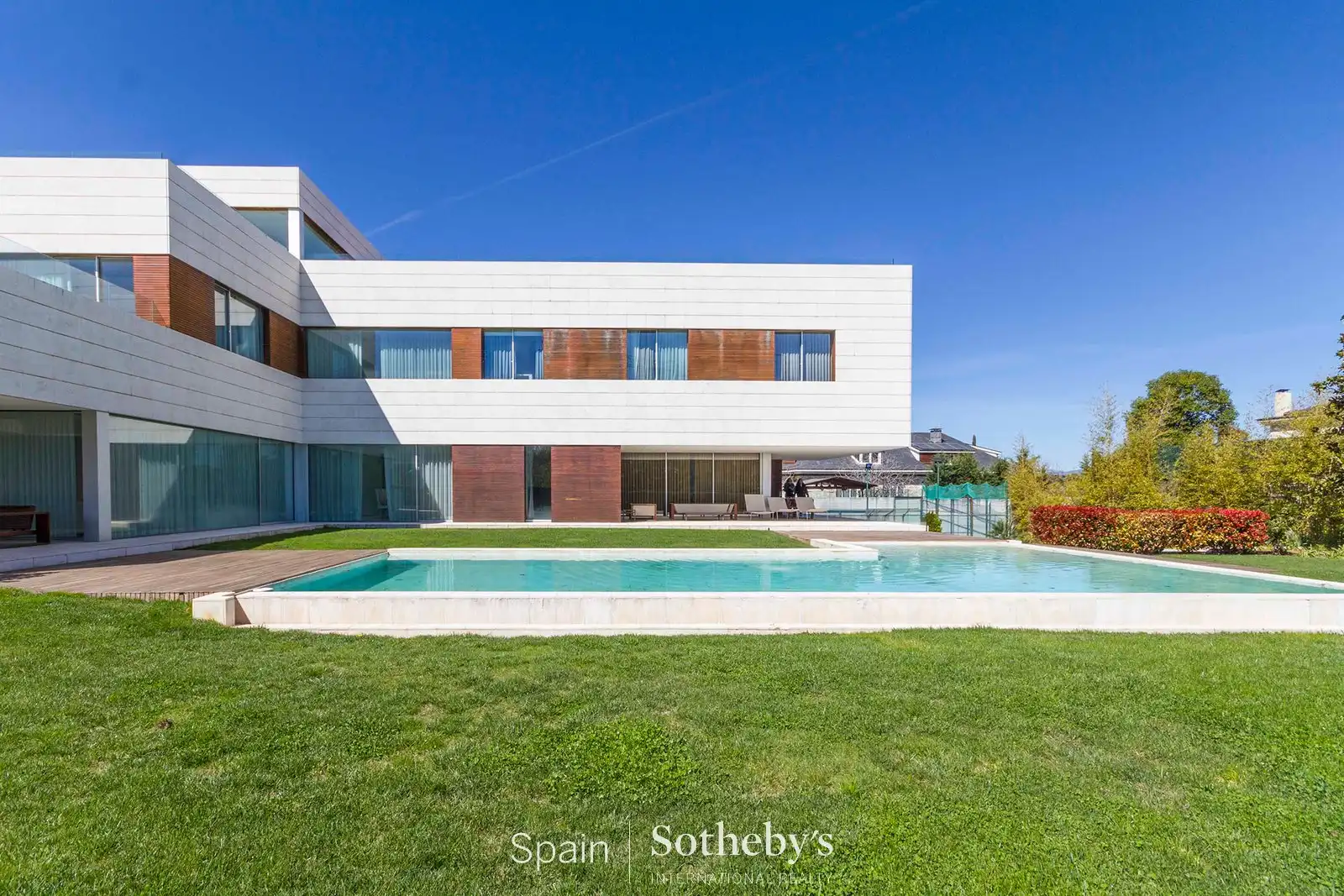 Vista exterior de Casa o chalet en venta en Madrid con Aire acondicionado, Calefacción y Jardín privado
