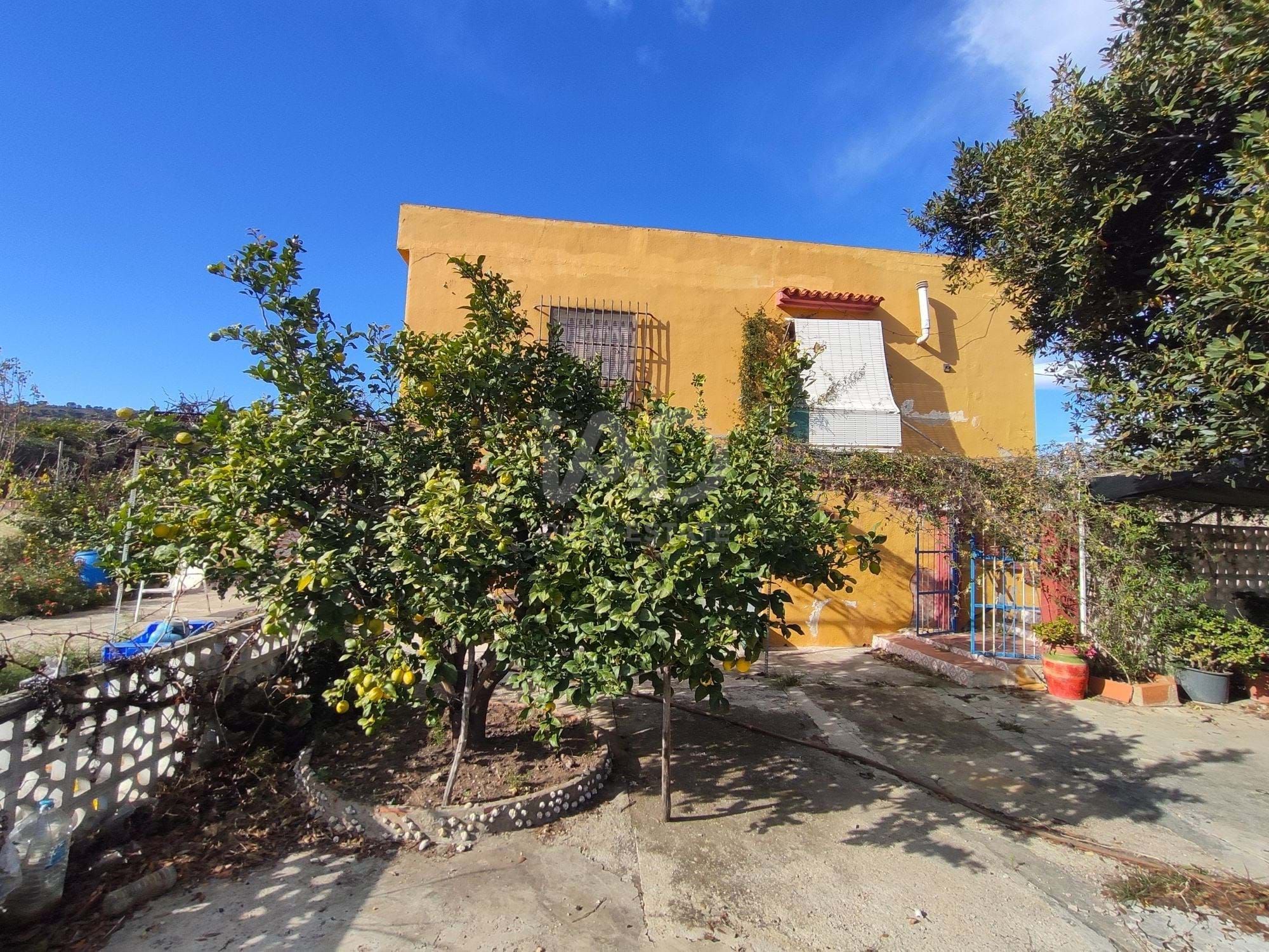 Vista exterior de Casa o xalet en venda en Algímia de Alfara amb Calefacció i Piscina