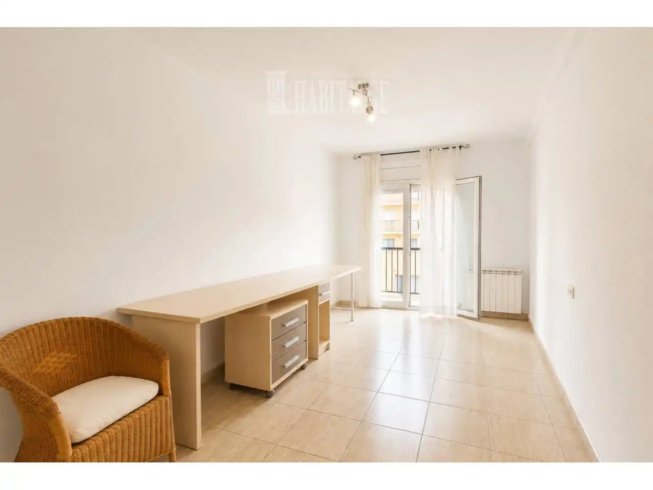 Habitación de Piso en venta en Manlleu con Calefacción, Terraza y Balcón