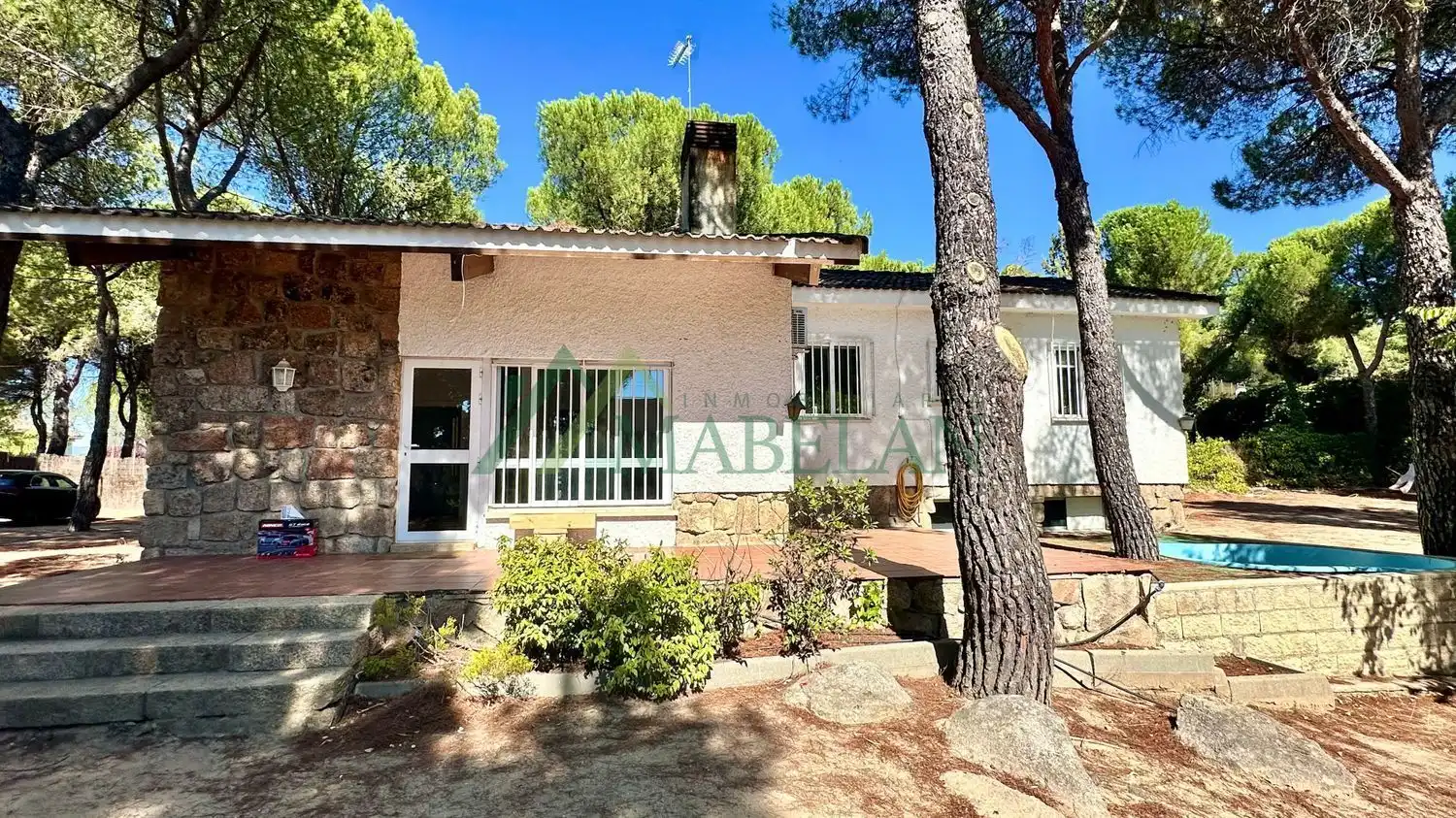 Exterior view of Houses for sale in Torrelodones  with Private garden and Terrace