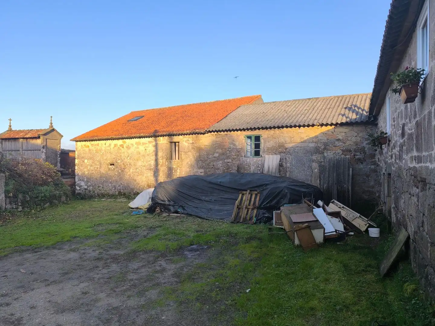 Houses for sale in Brión  with Private garden