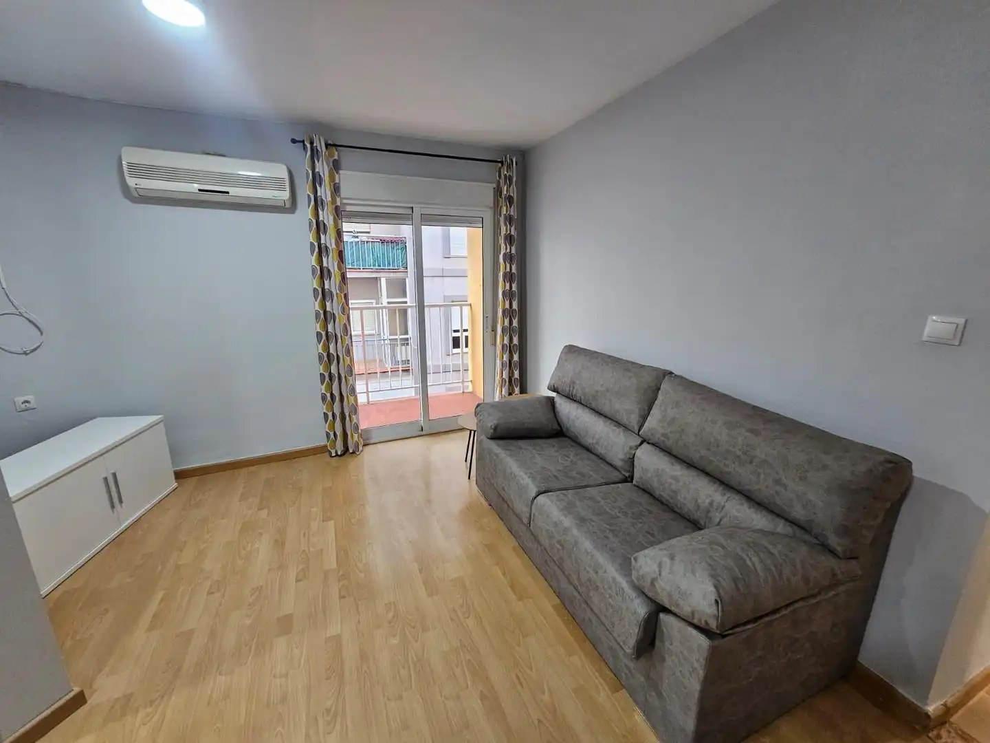 Room in Calle CANIGO, Ciudad Jardín