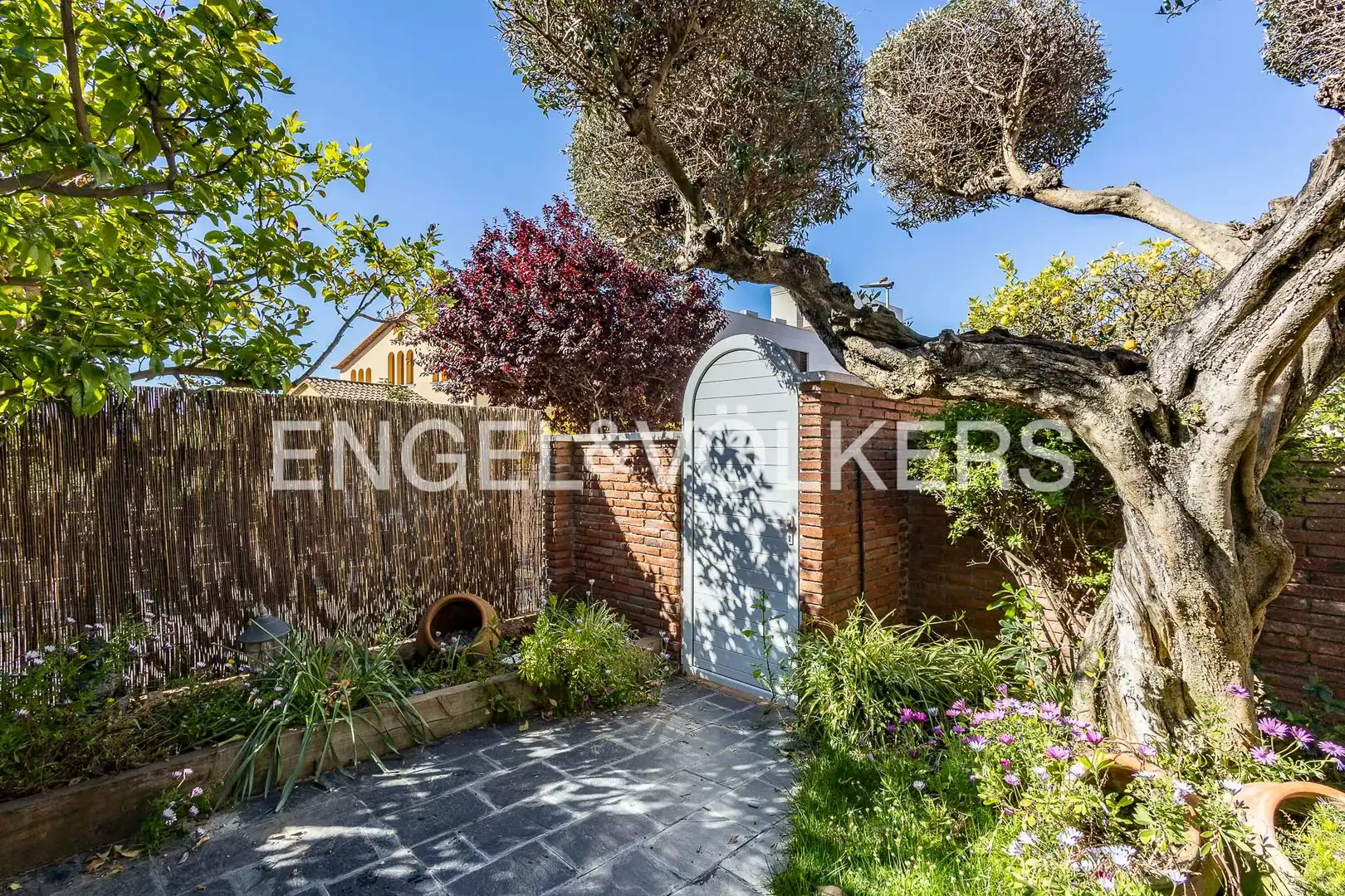 Exterior view of Houses for sale in Sant Feliu de Llobregat  with Heating, Private garden and Terrace
