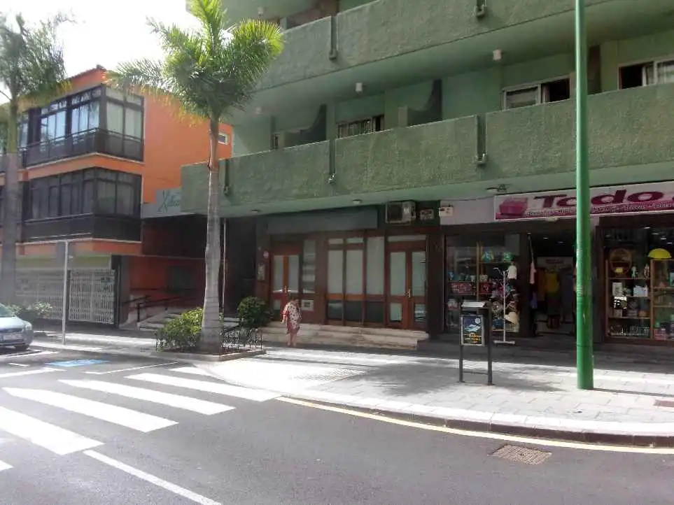 Local comercial en venda a Calle de Valois