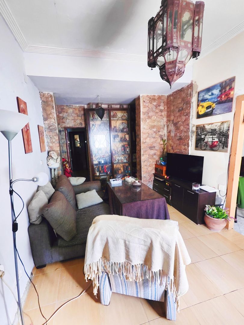 Living room of House or chalet for sale in  Sevilla Capital  with Air Conditioner, Terrace and Storage room