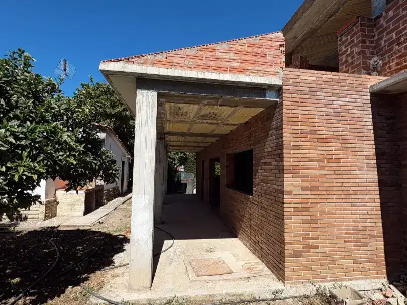 Vista exterior de Pis en venda en Cubelles amb Jardí privat i Traster