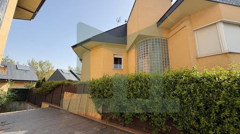 Foto 2 de Casa o chalet en venta en De Briones, Corralejos - Campo de las Naciones, Madrid Capital