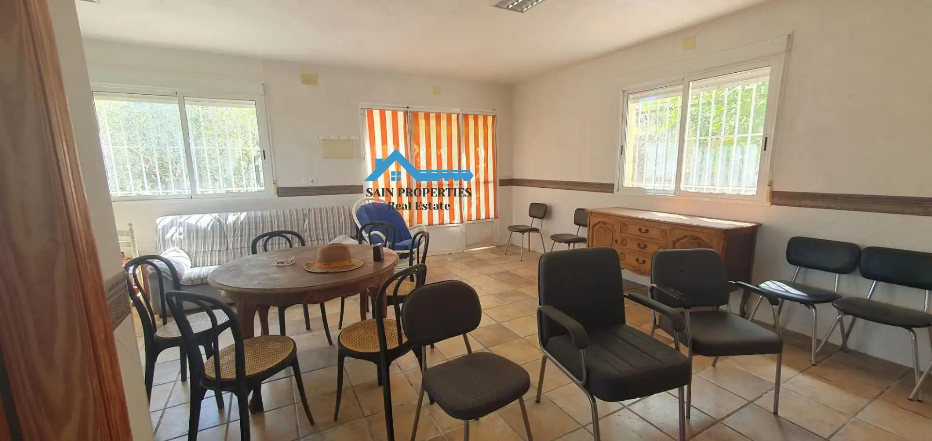 Comedor de Casa o chalet en venta en Confrides con Calefacción, Jardín privado y Terraza