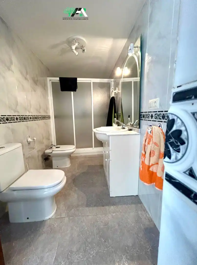 Bany de Casa o xalet en venda en Begíjar