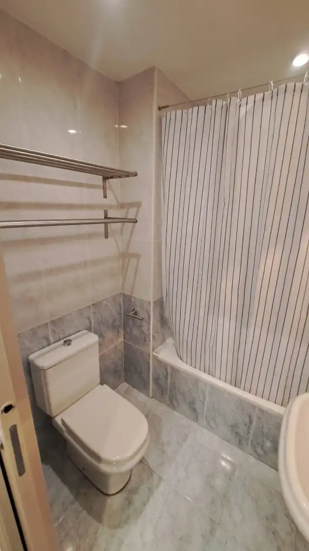 Bathroom of Flat for sale in Bilbao   with Heating, Storage room and Balcony