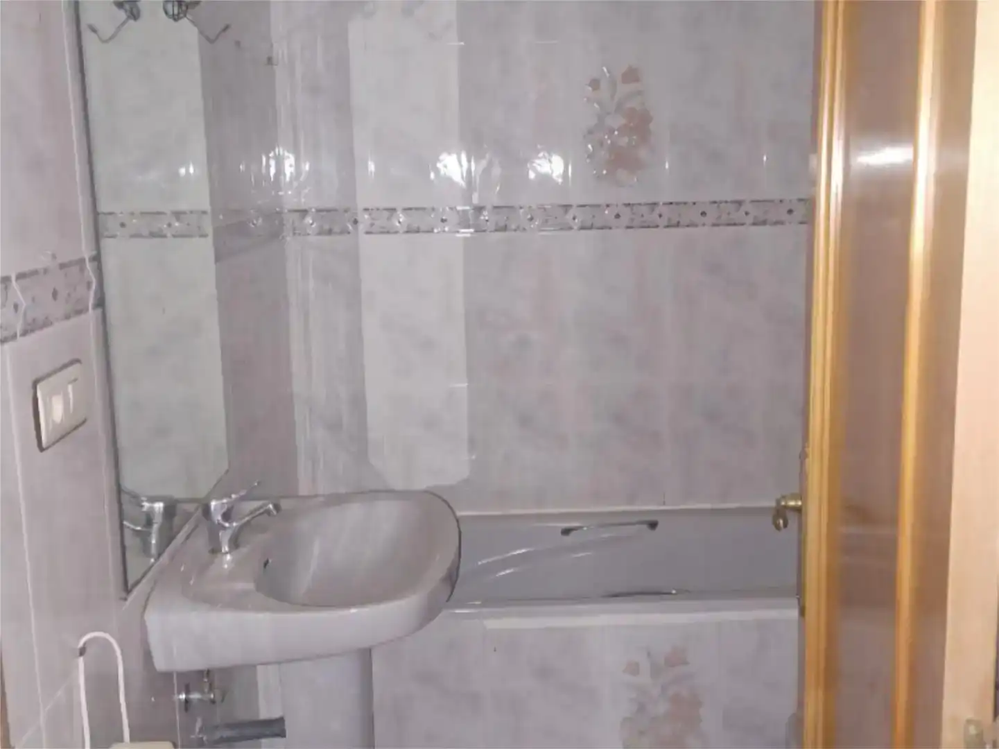 Baño de Piso en venta en Menasalbas con Trastero y Balcón