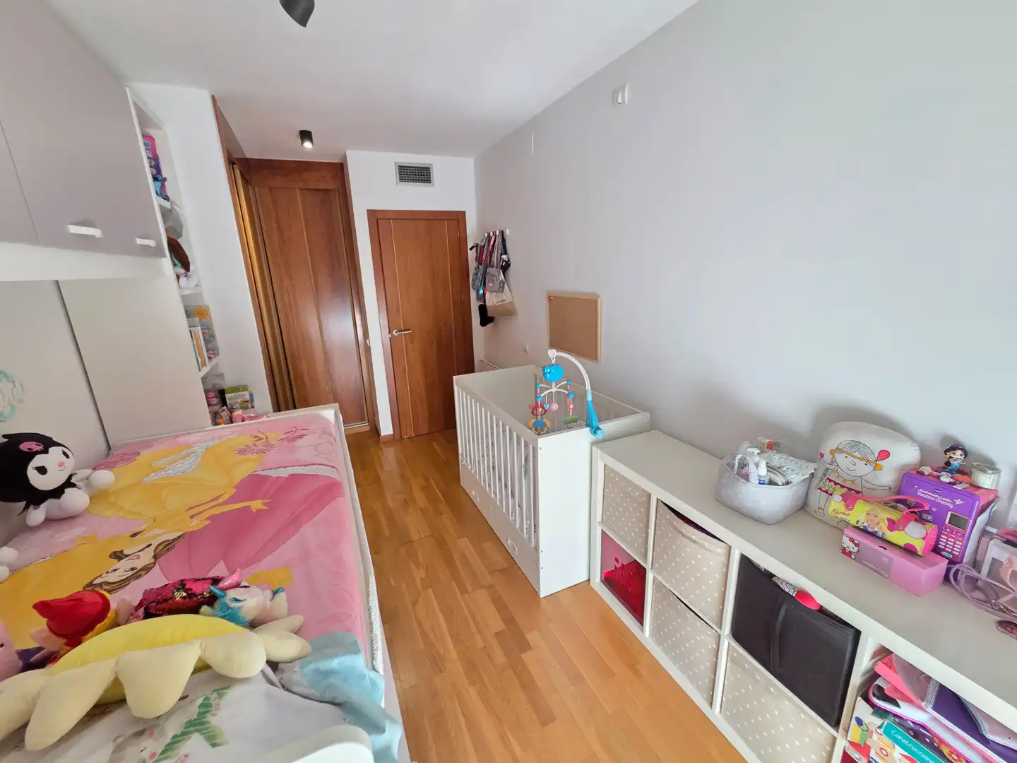 Schlafzimmer von Wohnung zum Verkauf in Vilafranca del Penedès mit Klimaanlage, Heizung und Parkett