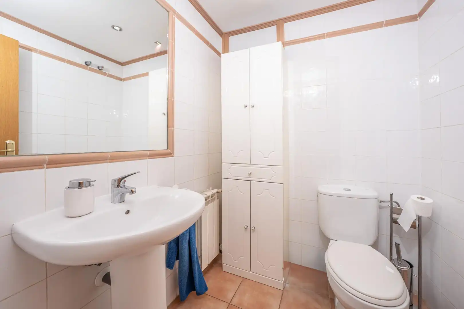 Bathroom of Detached homes for sale in La Nucia  with Air Conditioner, Heating and Private garden