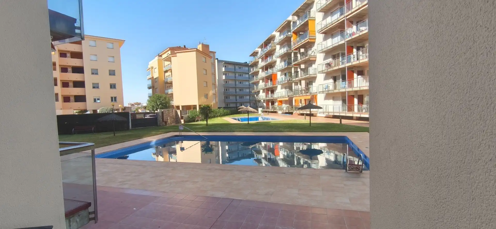 Piscina de Apartamento en venta en Roses con Aire acondicionado, Calefacción y Terraza