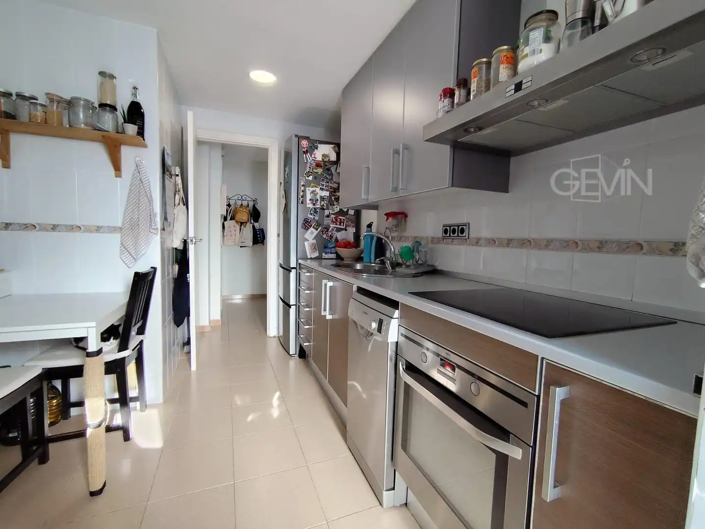 Cocina de Piso en venta en Santa Perpètua de Mogoda con Aire acondicionado, Trastero y Balcón