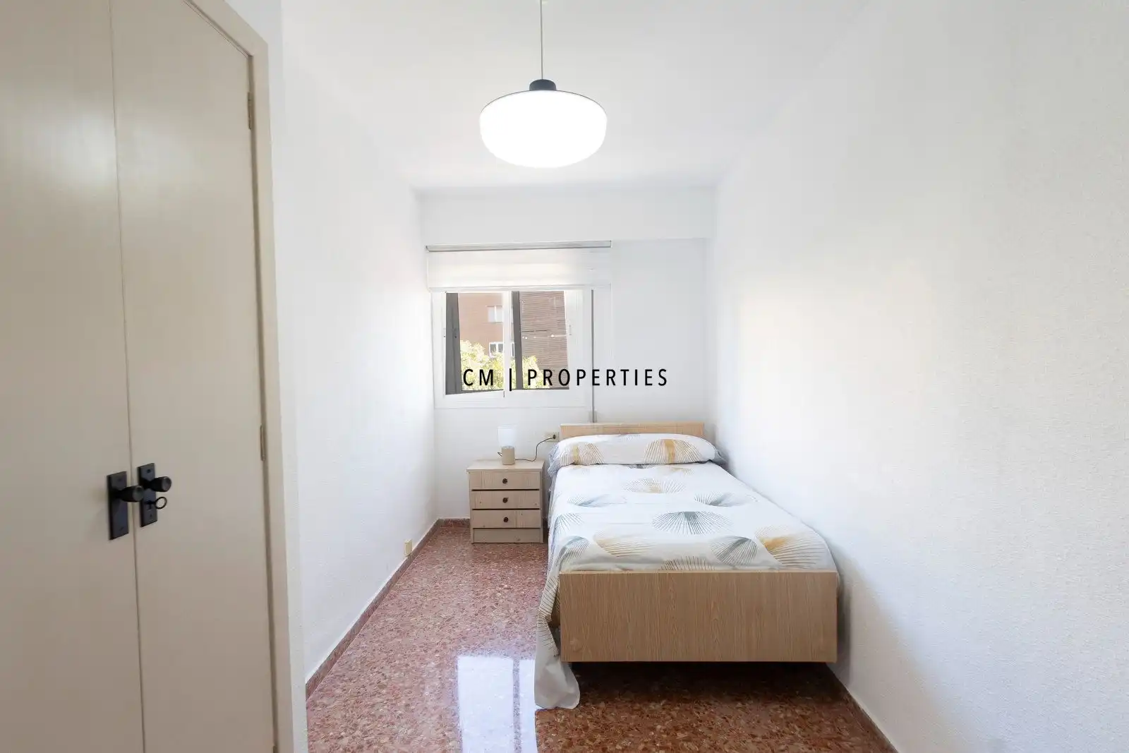 Schlafzimmer von Wohnung zur Miete in Quatre Carreres