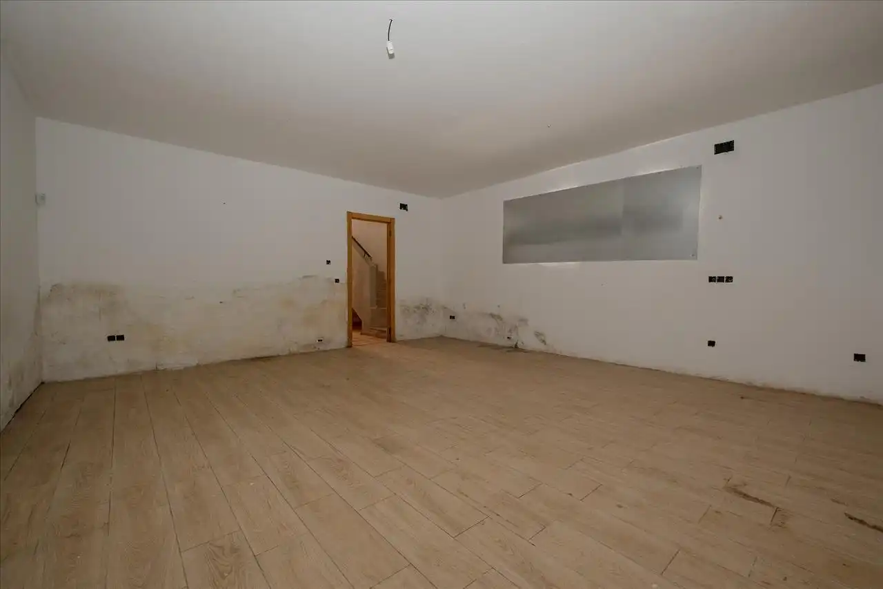 Villa zum Verkauf in Joan Miró, Parcela, imagen 4
