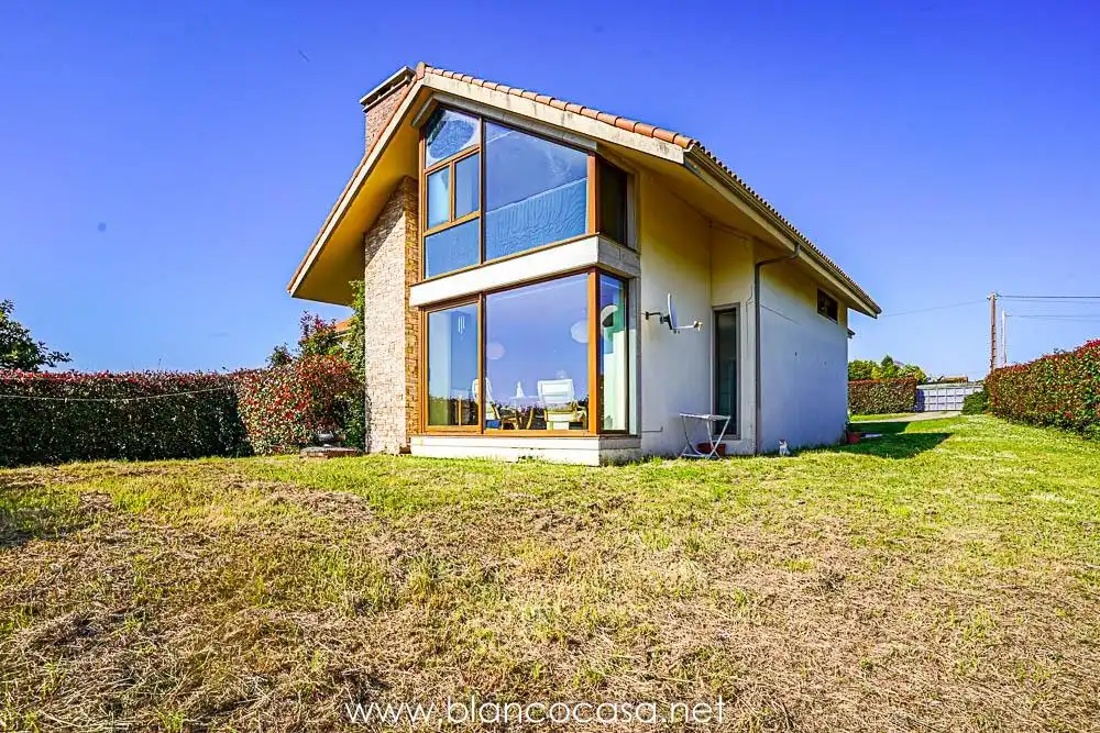 Houses for sale in Carballo  with Heating, Private garden and Storage room