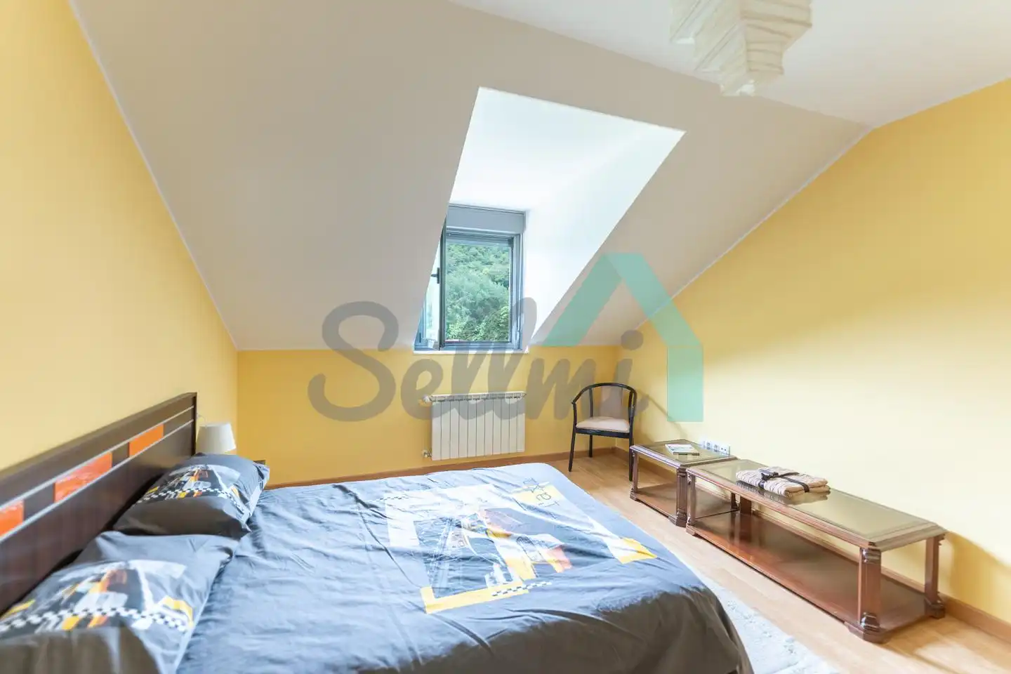 Schlafzimmer von Wohnung zur Miete in Aller mit Heizung und Möbliert