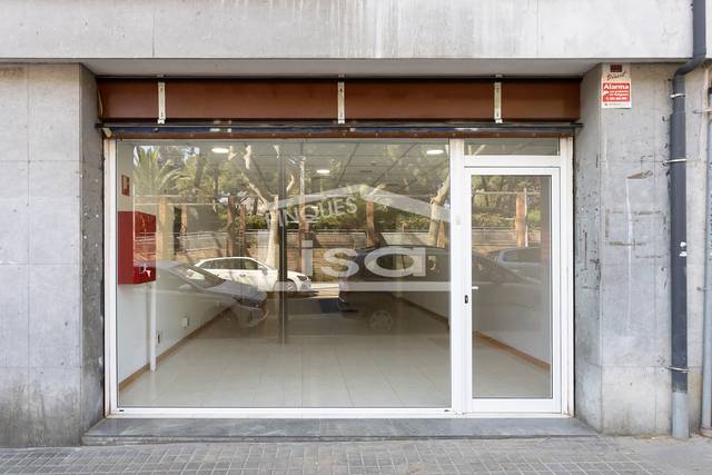 Local comercial en Venta en Carrer de Portugal en La Sagrera