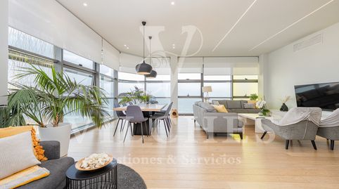 Foto 2 de Piso en venta en Calle Albareda, Santa Catalina - Canteras, Las Palmas de Gran Canaria