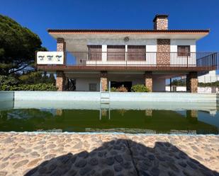 Piscina de Casa o xalet en venda en L'Aldea amb Aire condicionat, Calefacció i Jardí privat