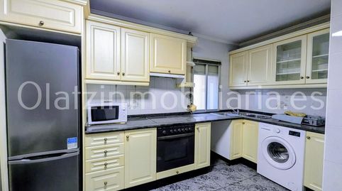 Foto 5 de Piso en venta en Amurrio, Araba - Álava