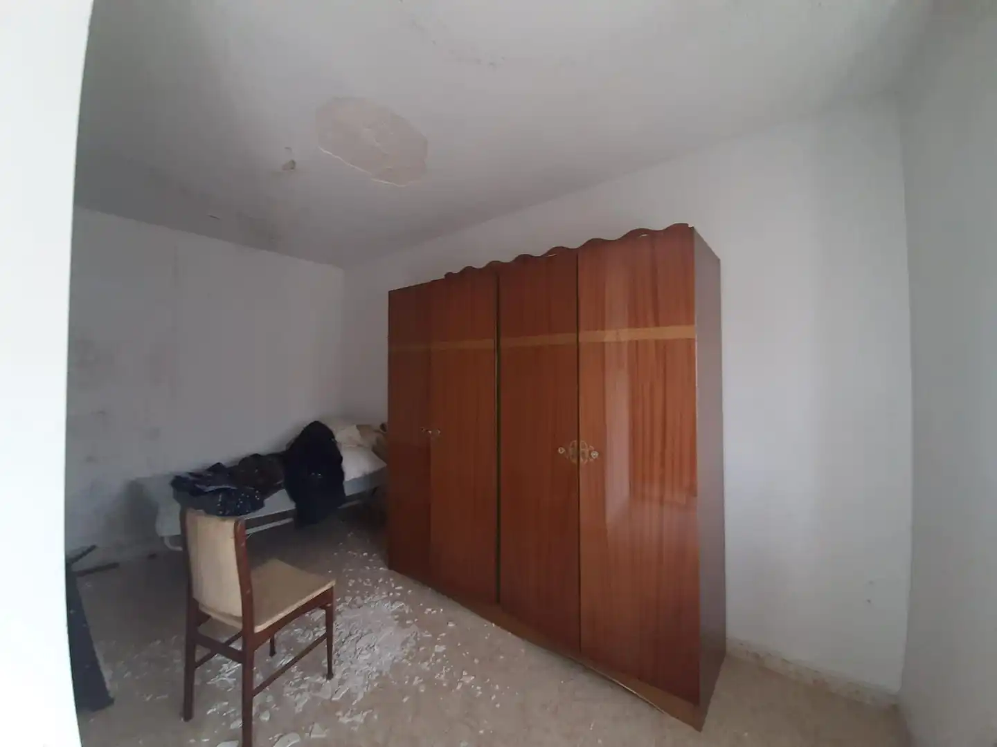 Dormitori de Casa adosada en venda en Casar de Cáceres amb Terrassa i Balcó