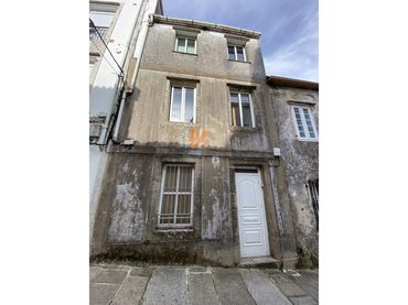 Casa en venta en Ensanche - Sar