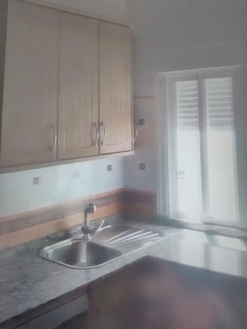 Cocina de Piso en venta en Ciudad Real con Calefacción, Terraza y Amueblado