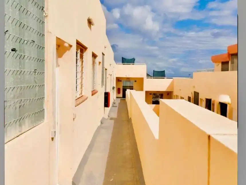 Vista exterior de Dúplex en venda en Telde amb Forn