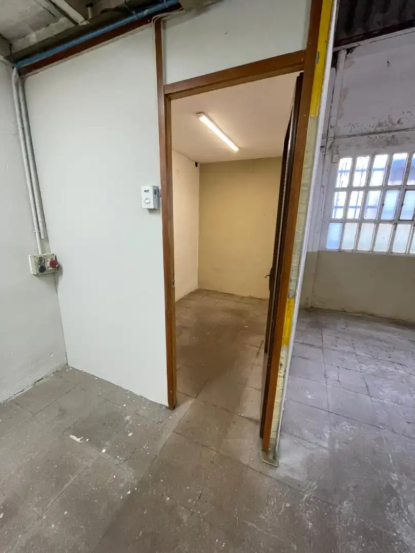 Nave industrial de alquiler en Sabadell