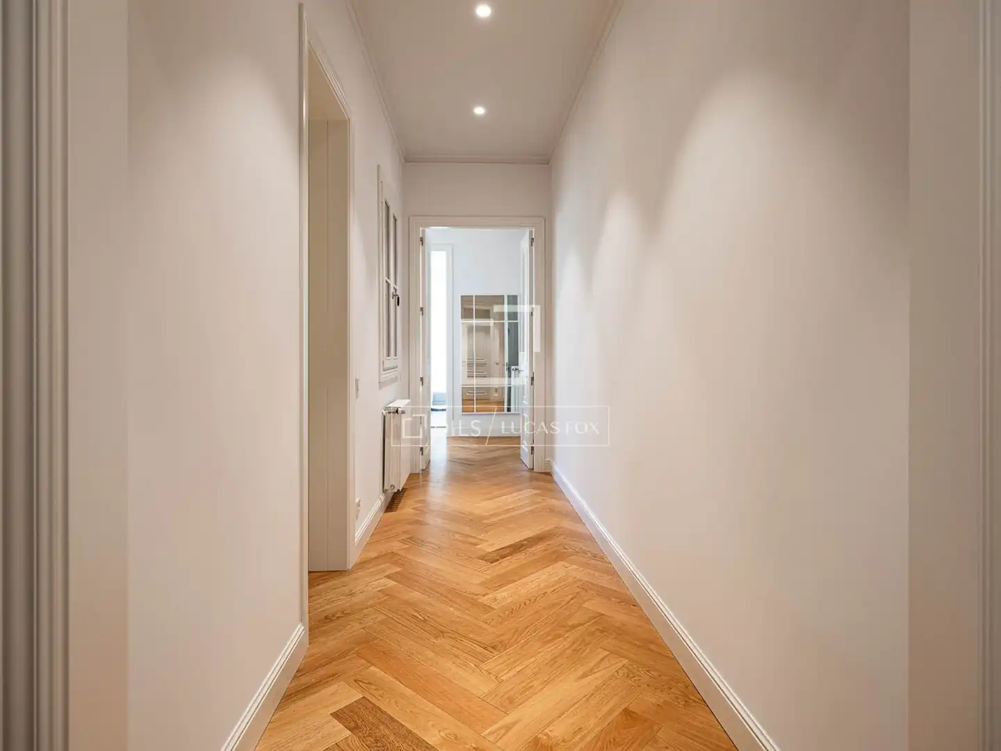 Piso con terraza en alquiler en Eixample, imagen 38