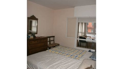 Foto 3 de Piso en venta en Salesas - Foncalada - Campoamor, Oviedo