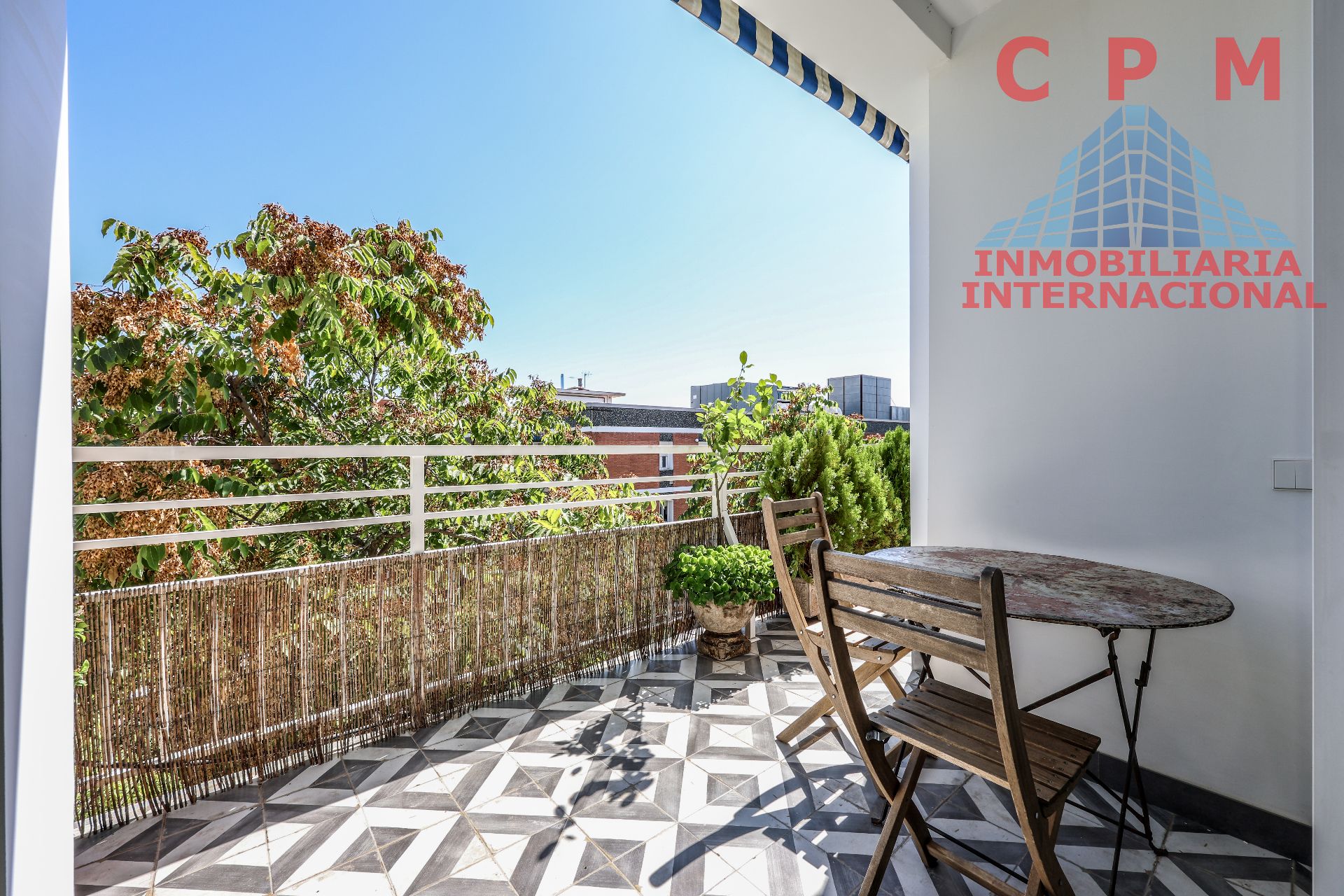 Terrace of Flat to rent in  Madrid Capital  with Air Conditioner, Heating and Parquet flooring