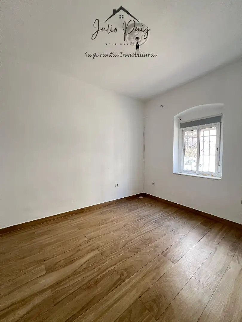 Habitación de Piso en venta en Coria del Río, Sevilla