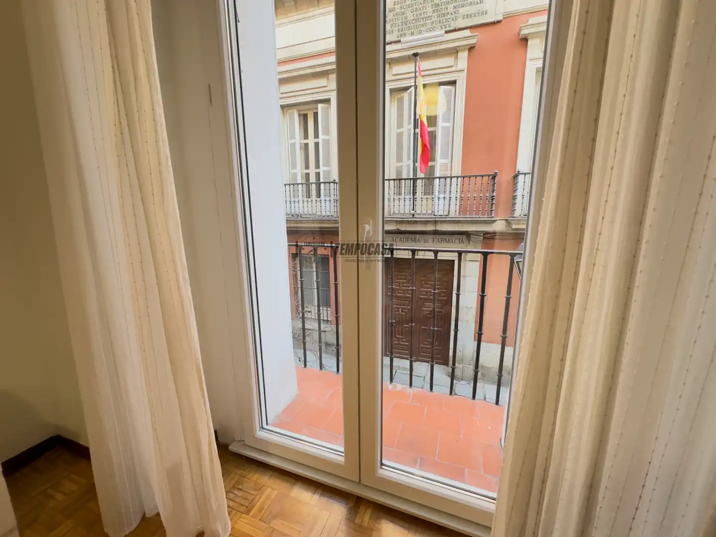 Balcony of Flat for sale in Madrid  with Air Conditioner, Heating and Furnished