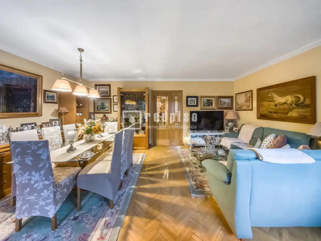 Sala de estar de Casa o chalet en venta en Alcorcón con Aire acondicionado, Calefacción y Jardín privado