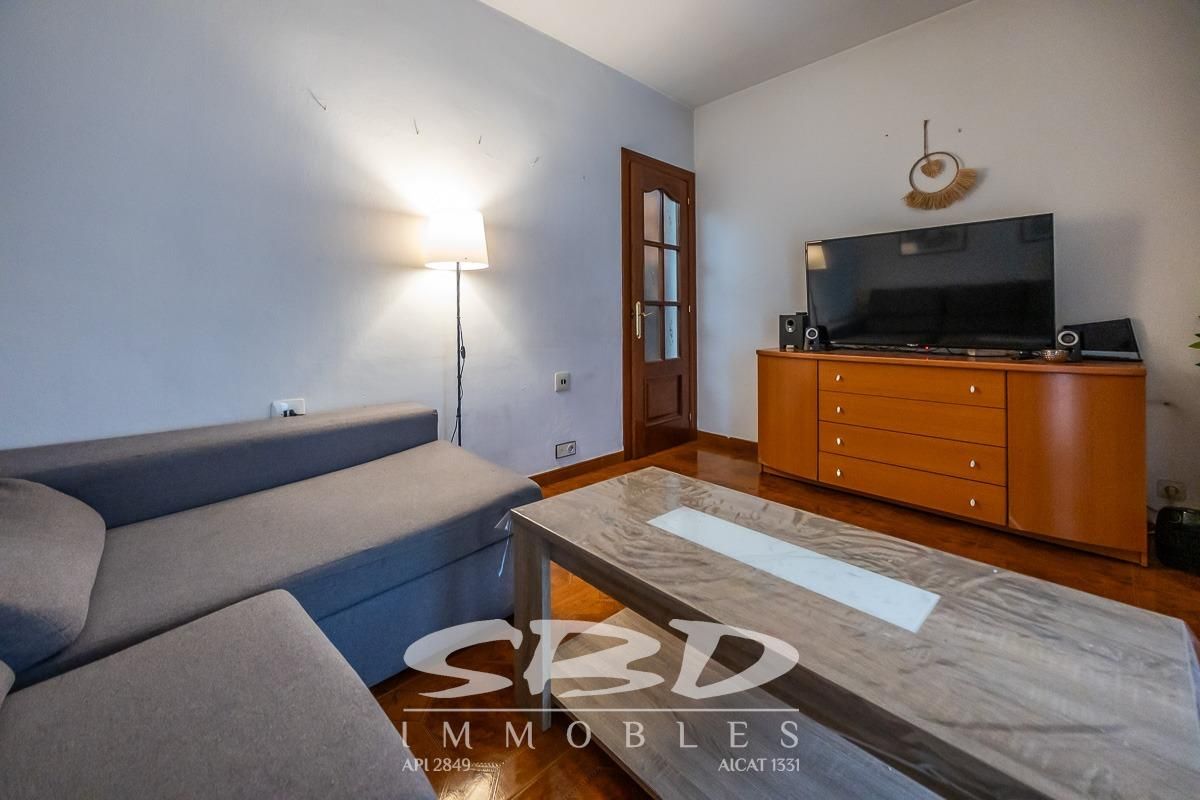 Living room of Flat for sale in Sabadell  with Air Conditioner, Heating and Storage room
