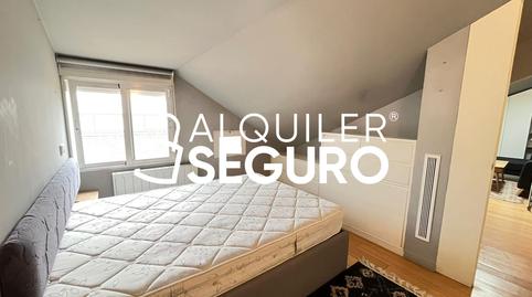Foto 3 de Ático de alquiler en Conde Miranda, Acacias, Madrid