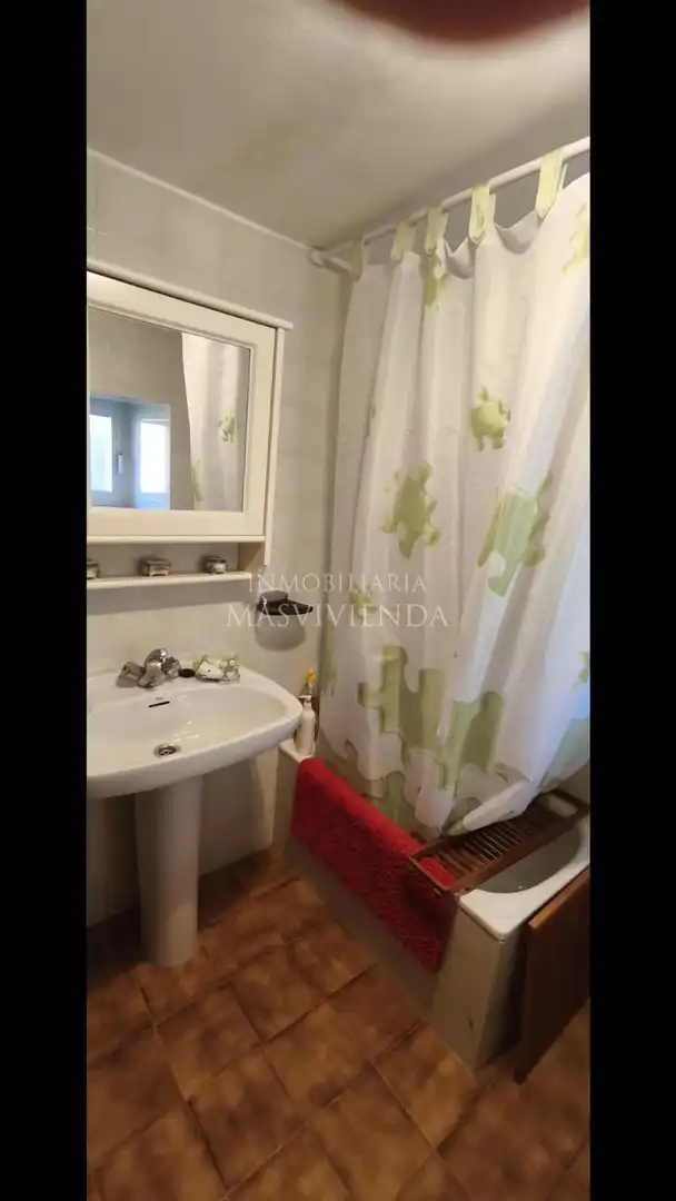 Bathroom of Houses for sale in Covelo  with Private garden