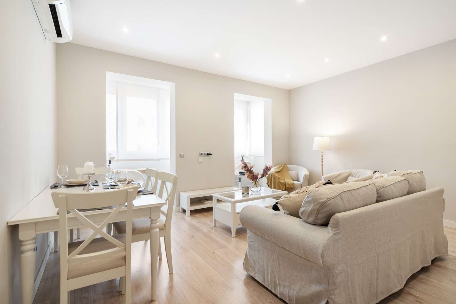 Sala d'estar de Apartament per a compartir en  Madrid Capital amb Aire condicionat, Calefacció i Terrassa
