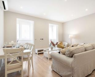Living room of Apartment to share in  Madrid Capital  with Air Conditioner, Heating and Terrace