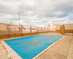 Piscina de Pis en venda en  Madrid Capital amb Calefacció, Terrassa i Traster