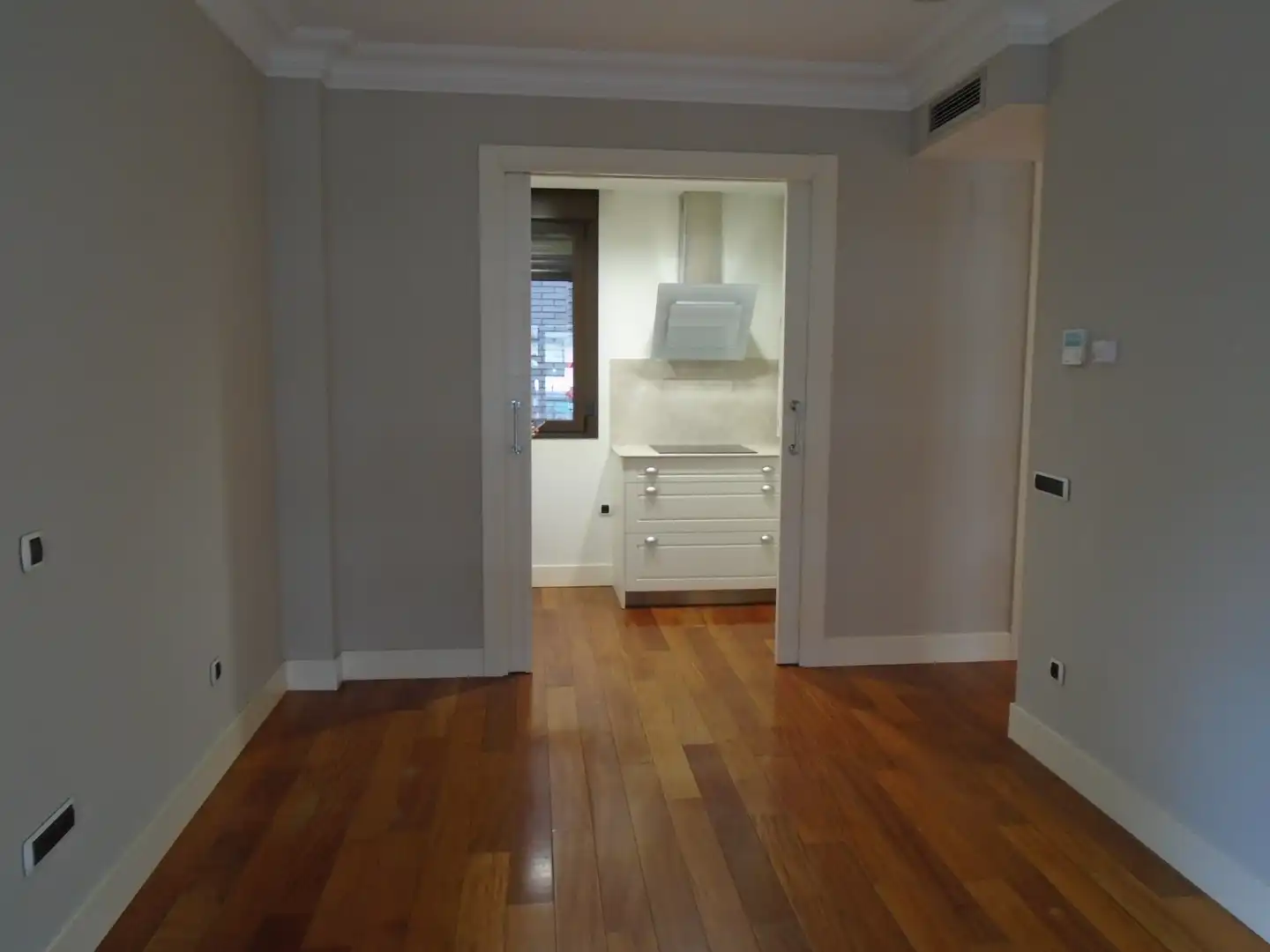 Apartamento de alquiler en  Logroño con Aire acondicionado, Calefacción y Parquet